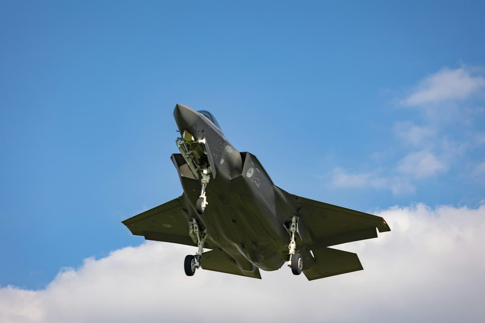F-35 Stealth Parts Went Missing En Route to the US - and Turned Up in China