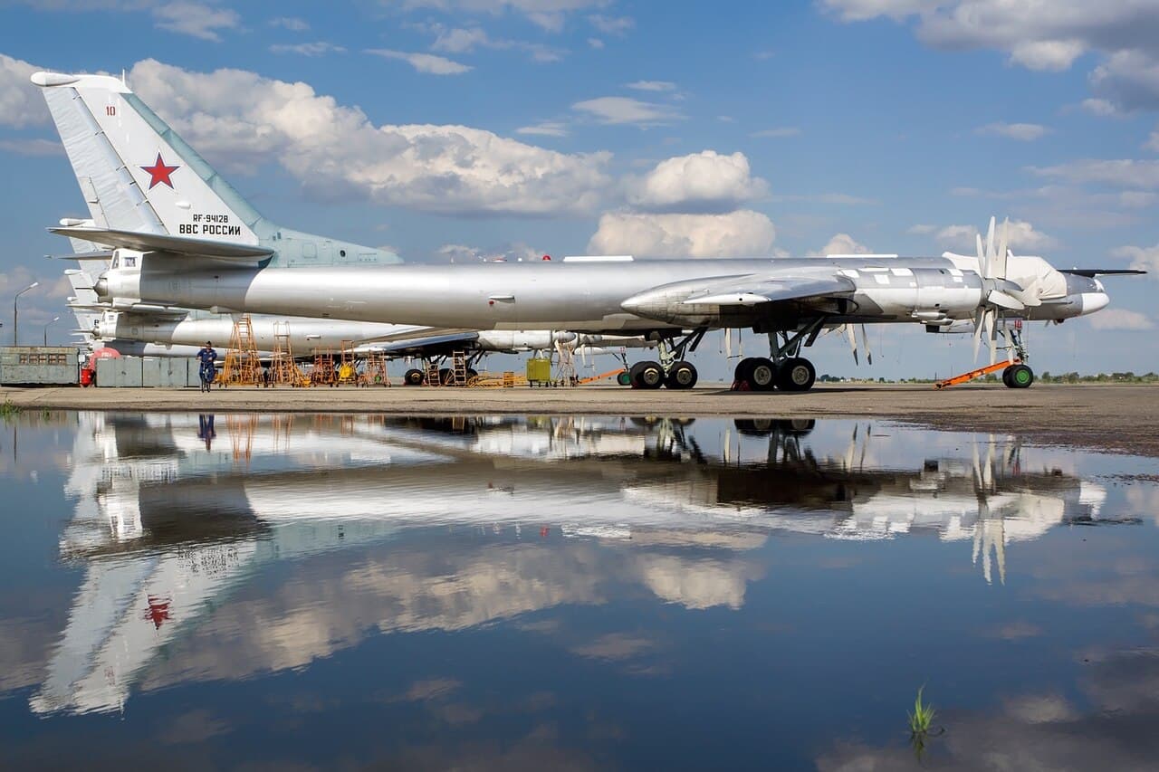 Russia's Long-Range Aviation Commander Shot Near Engels
